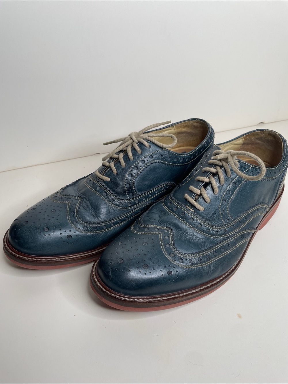 Men’s 1901 leather wing tip blue oxfords size 8.5 M with white stitching GUC - Picture 2 of 7